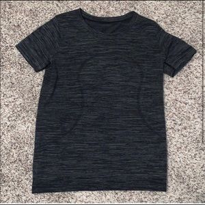 Lululemon swiftly relaxed short sleeve